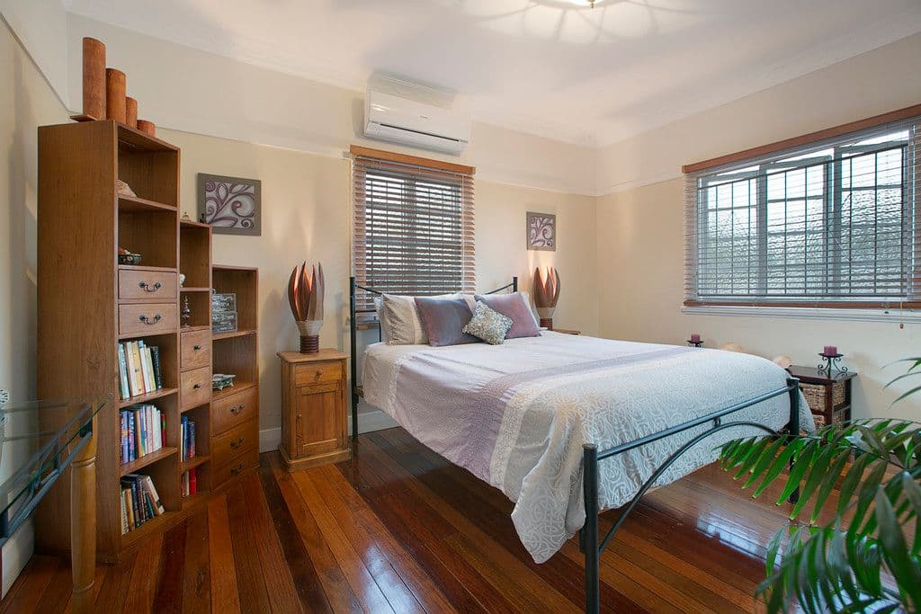 33 Cavillon Street, Holland Park QLD 4121, Holland Park - Thumbnail 6