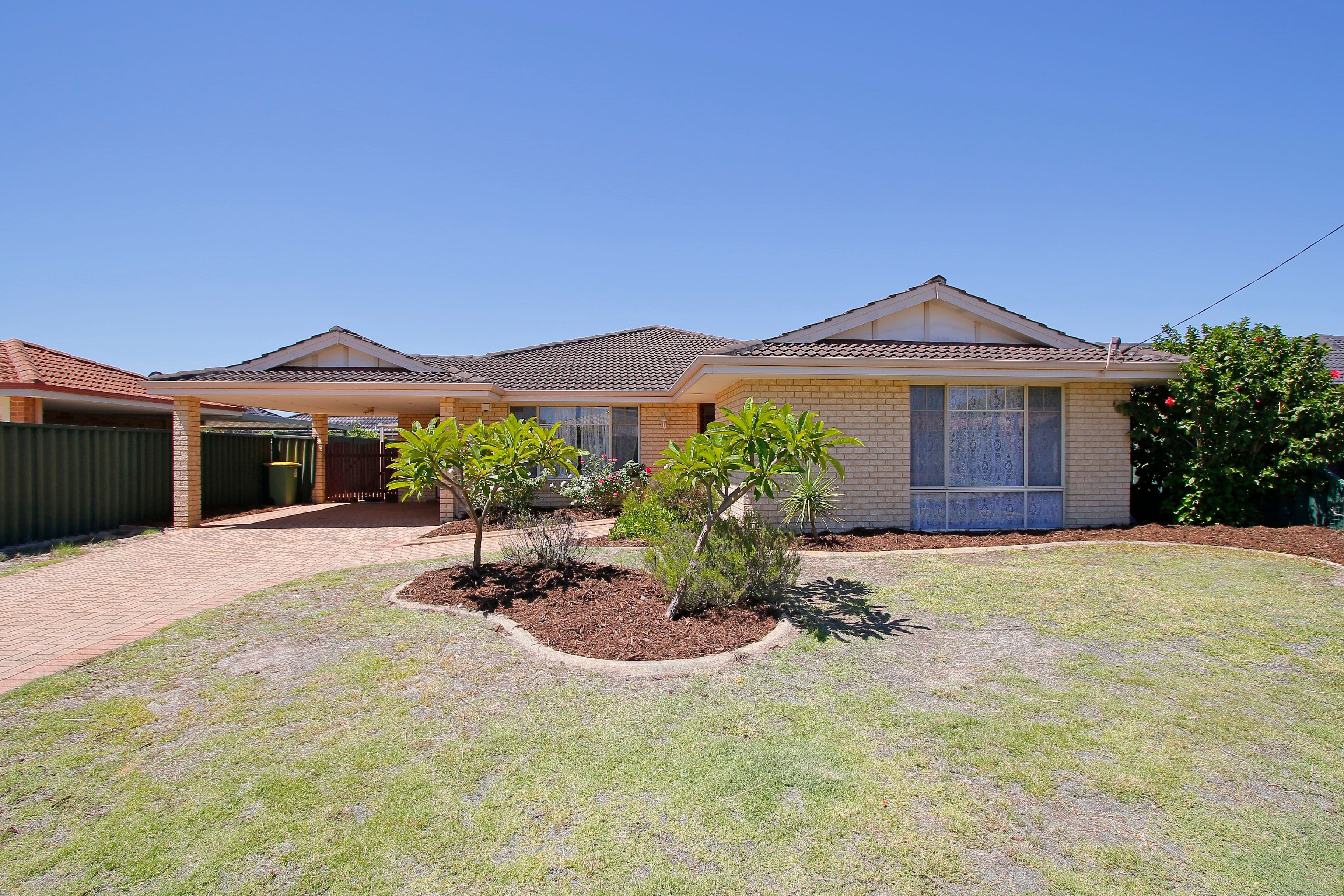 18 Schaffers Place, Thornlie WA 6108, Thornlie - Image 1