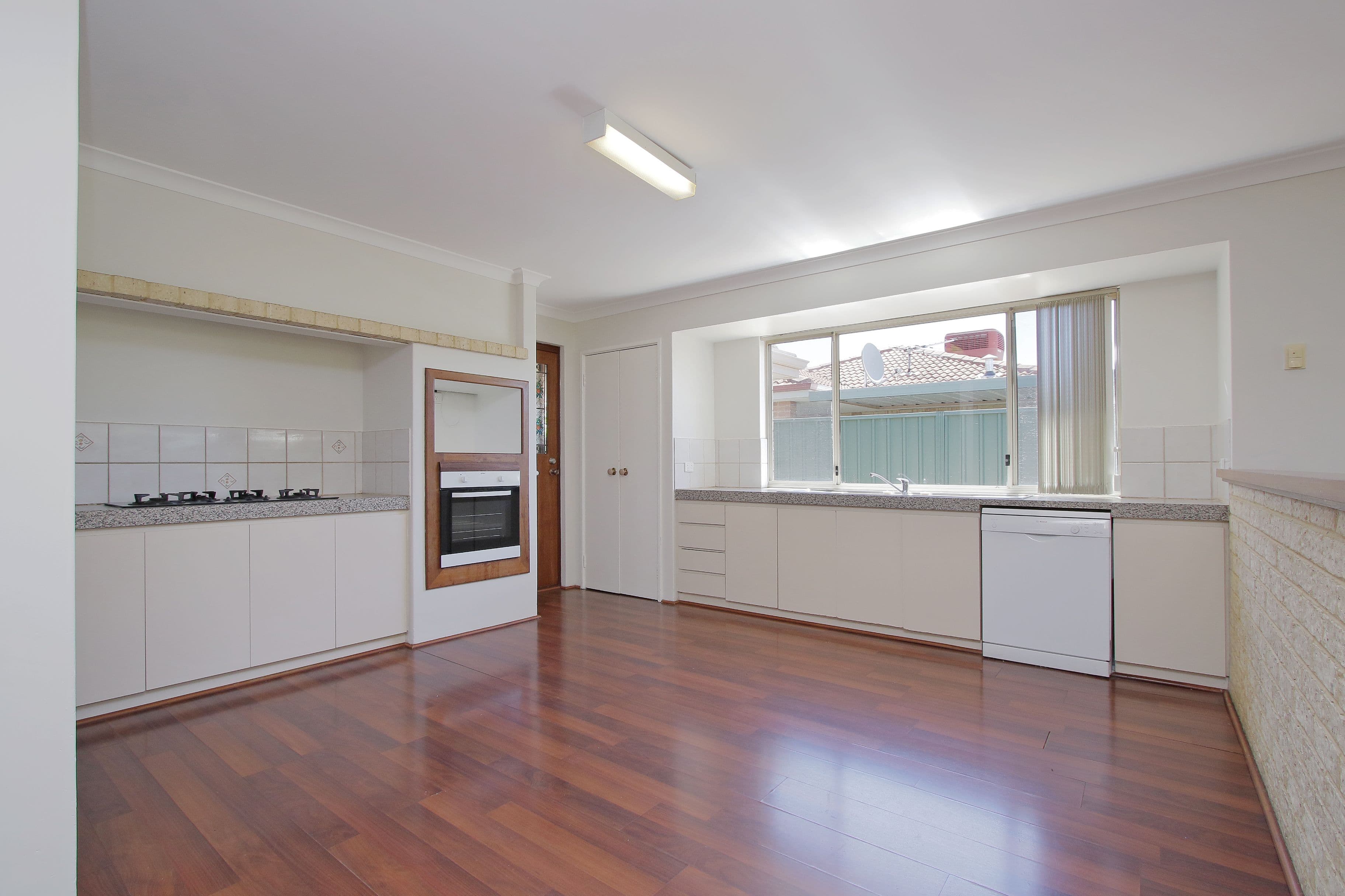 18 Schaffers Place, Thornlie WA 6108, Thornlie - Thumbnail 2