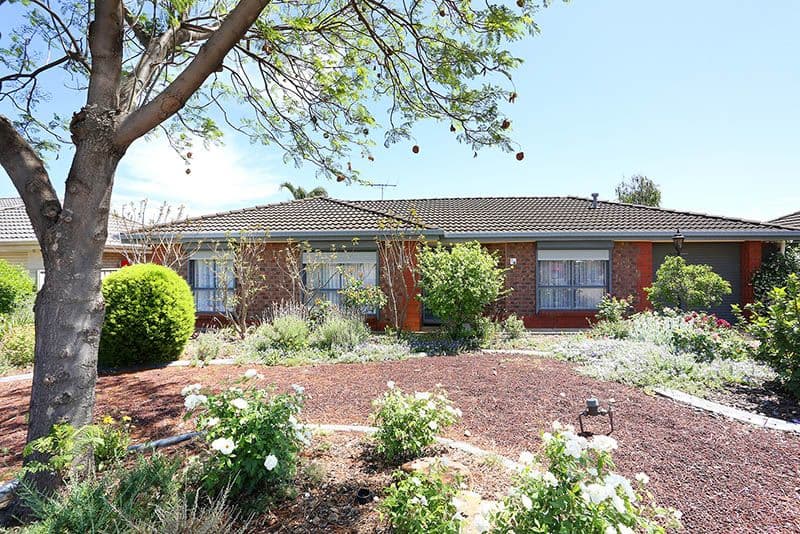 11 Jacaranda Drive, Craigmore SA 5114, Craigmore - Thumbnail 2