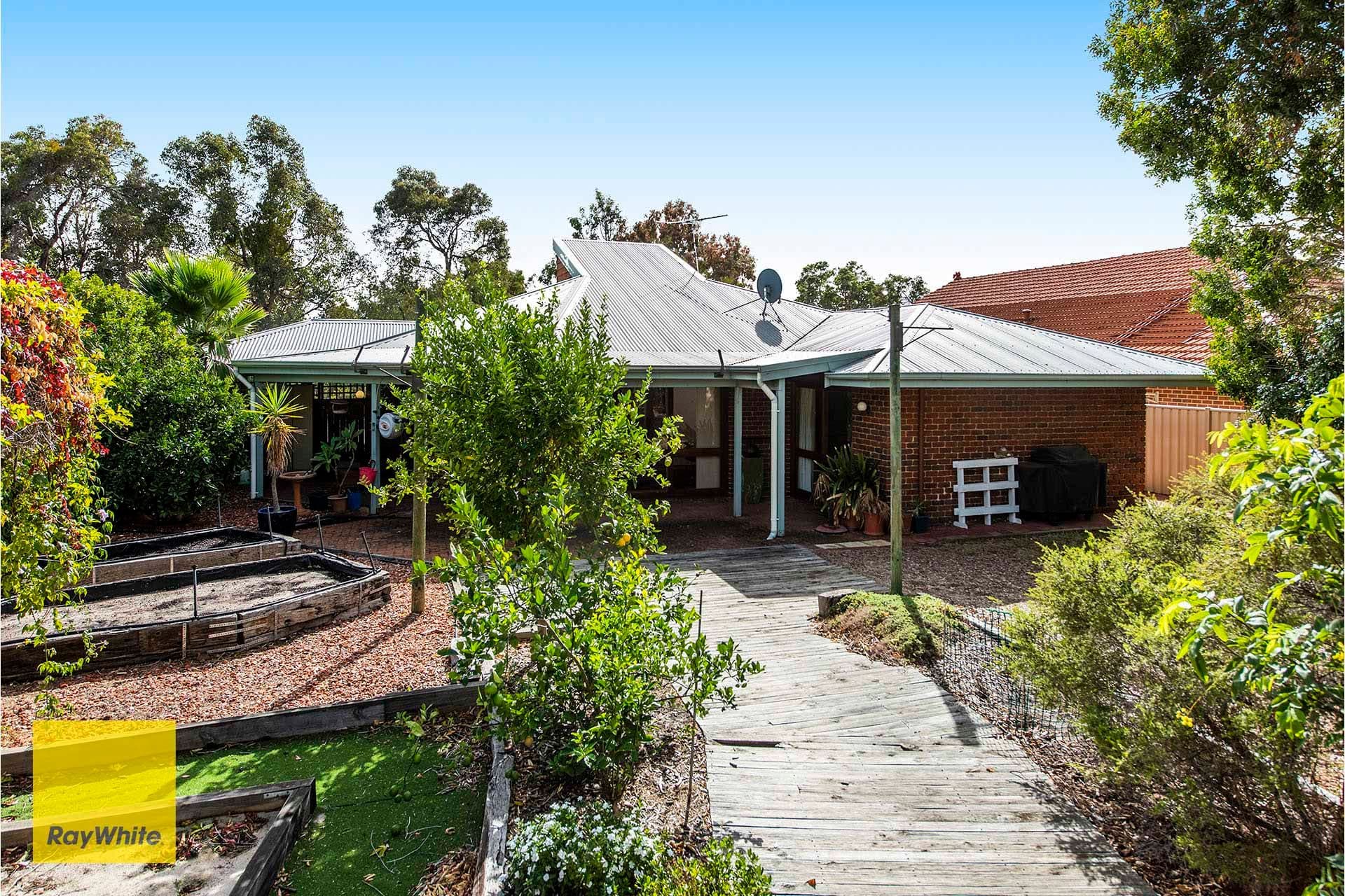 41 Snowball Road, Kalamunda WA 6076, Kalamunda - Thumbnail 3