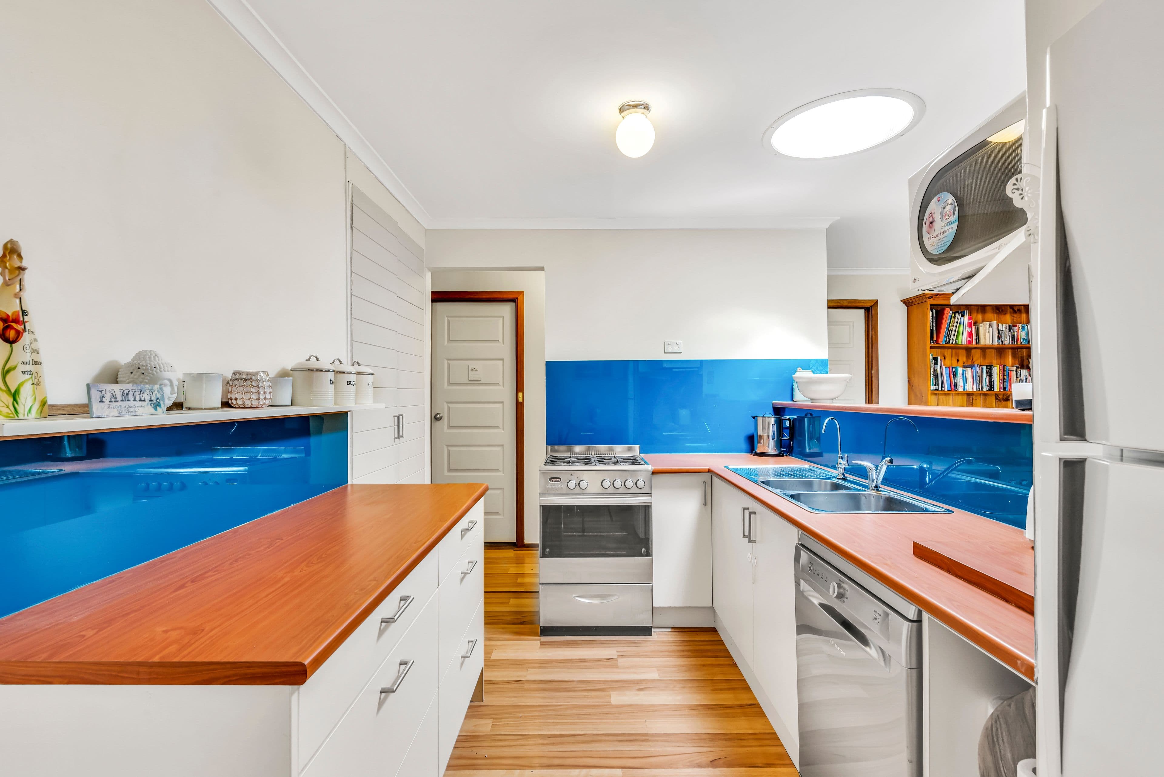 25 Jedna Close, Craigmore SA 5114, Craigmore - Thumbnail 2