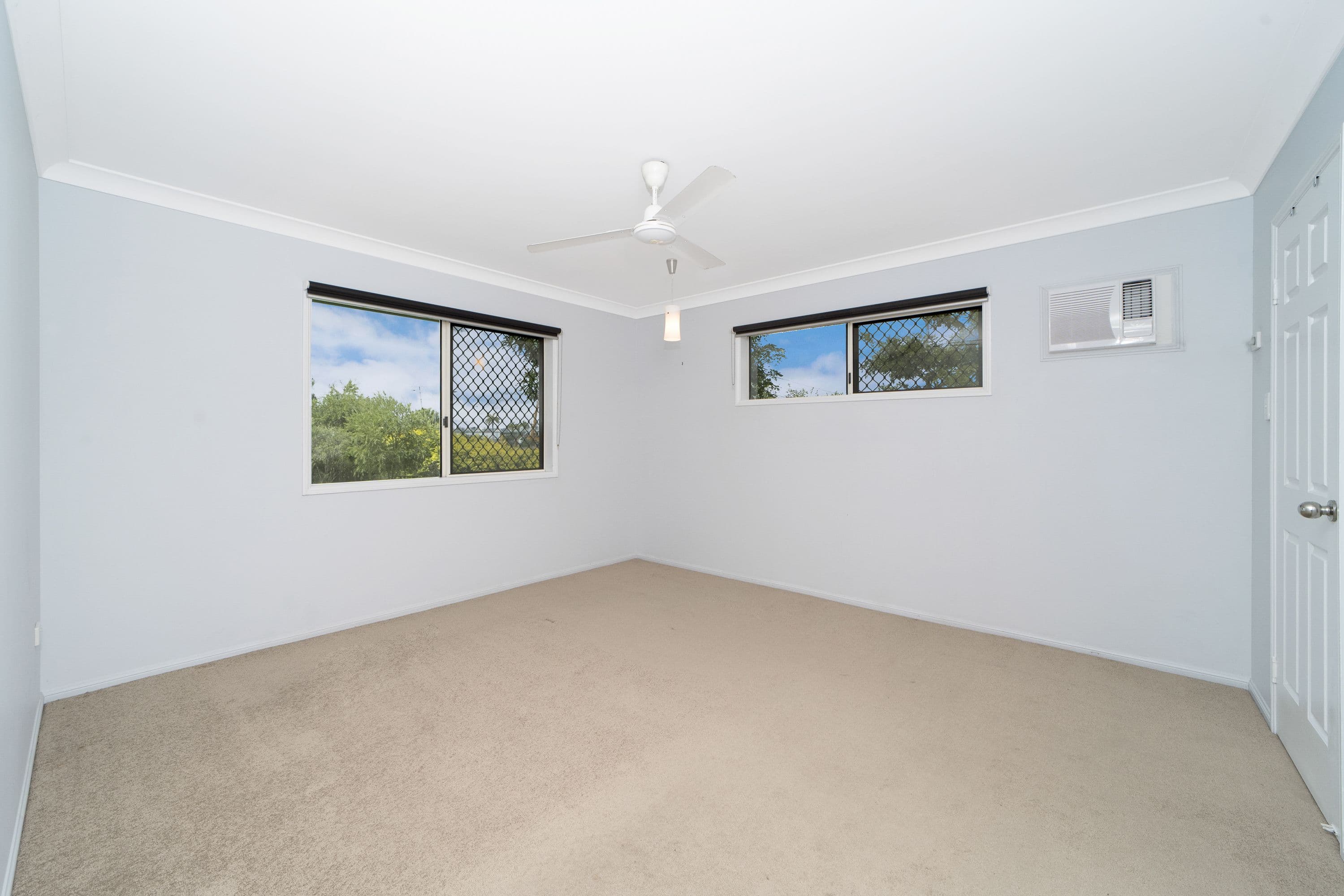 63-65 Martinez Avenue, West End QLD 4810, West End - Thumbnail 5