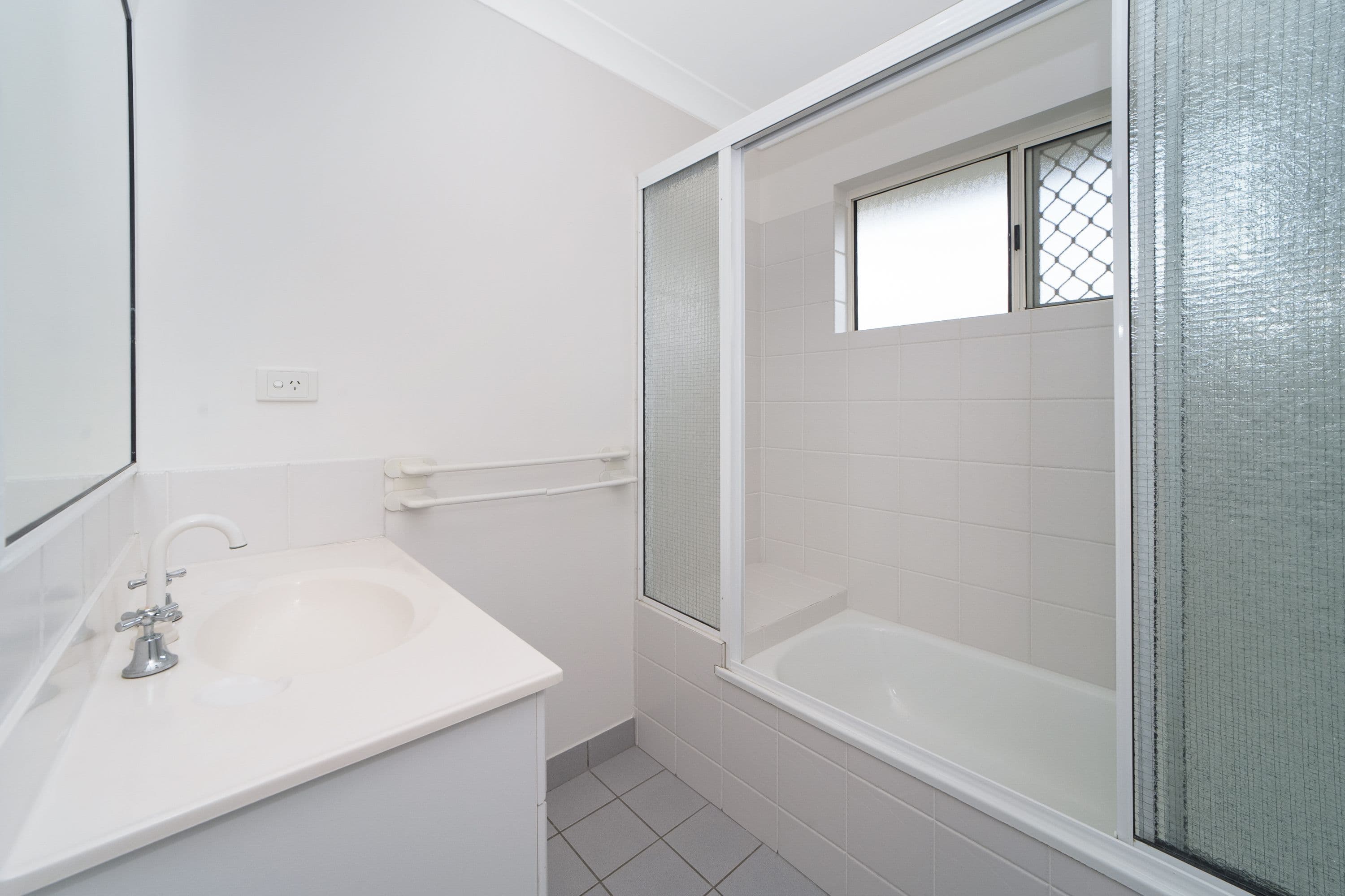 63-65 Martinez Avenue, West End QLD 4810, West End - Thumbnail 8