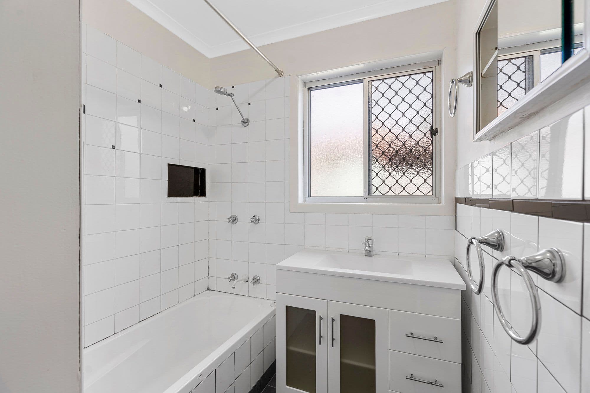 4 Surman Street, Loganlea QLD 4131, Loganlea - Thumbnail 8