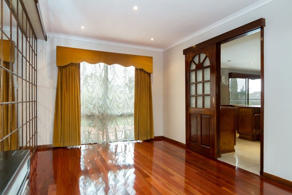 10 Witchwood Close, ALBANVALE VIC 3021, Albanvale - Thumbnail 3
