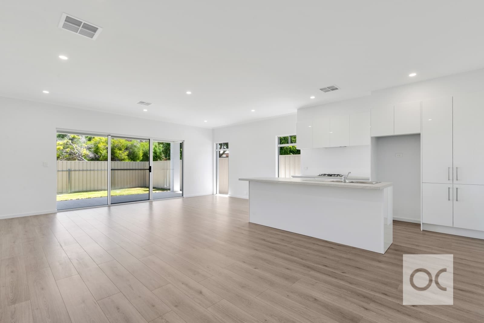 7A Clansman Avenue, Windsor Gardens - Thumbnail 3