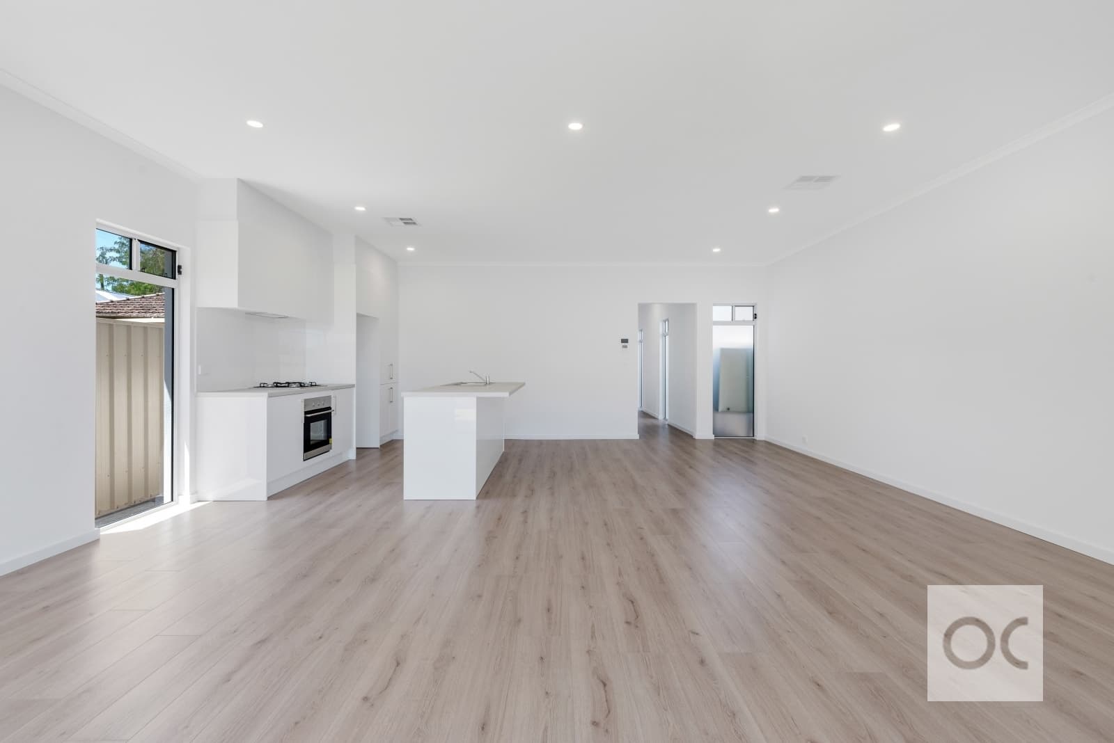 7A Clansman Avenue, Windsor Gardens - Thumbnail 5