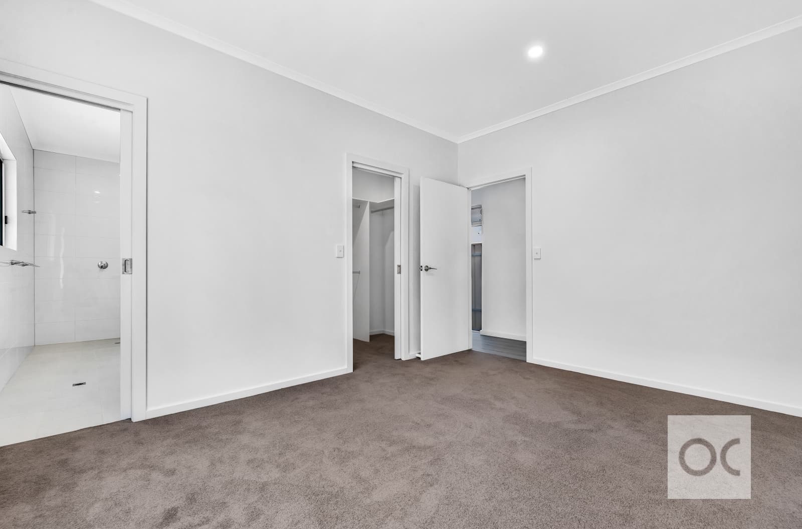 7A Clansman Avenue, Windsor Gardens - Thumbnail 8