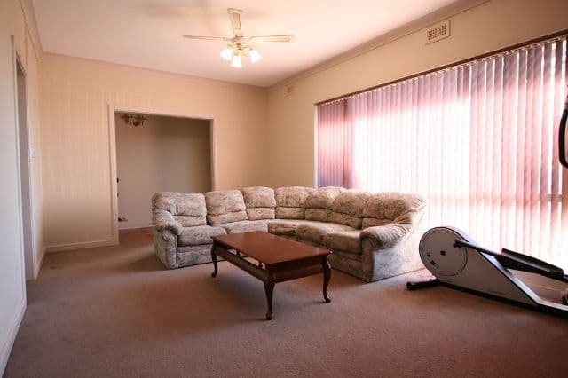 17-19 Alamein Avenue, LOXTON NORTH SA 5333, Loxton North - Thumbnail 8