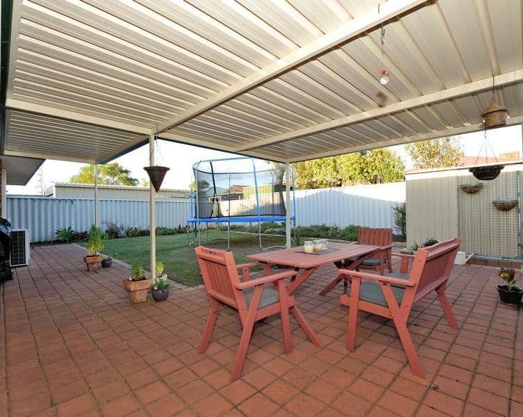 15 Indigo Circle, WARNBRO WA 6169, Warnbro - Thumbnail 2