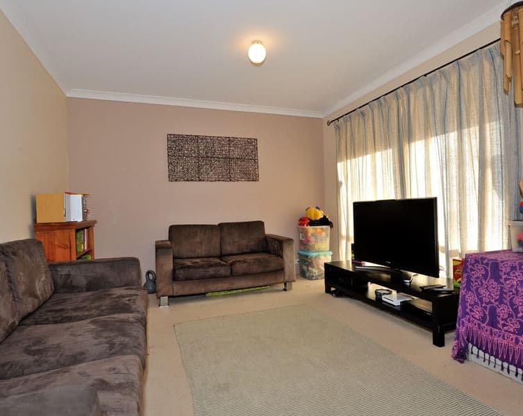 15 Indigo Circle, WARNBRO WA 6169, Warnbro - Thumbnail 4