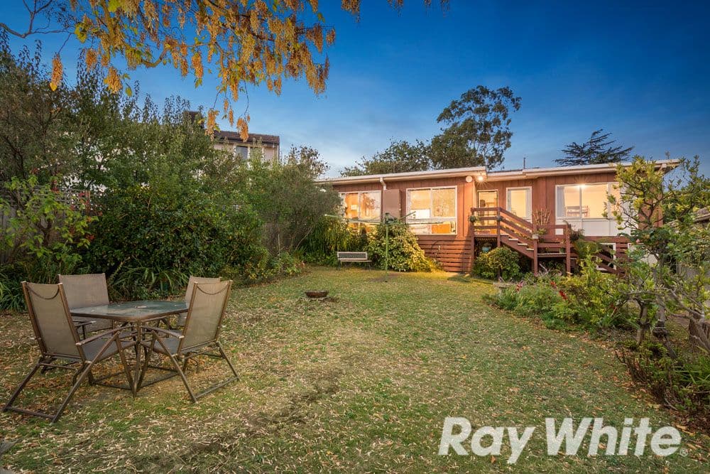 9 Arden Crescent, Rosanna VIC 3084, Rosanna - Thumbnail 2
