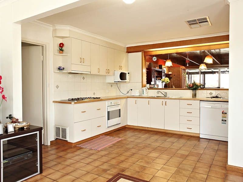 24 Mountfield Road, KILSYTH VIC 3137, Kilsyth - Thumbnail 3
