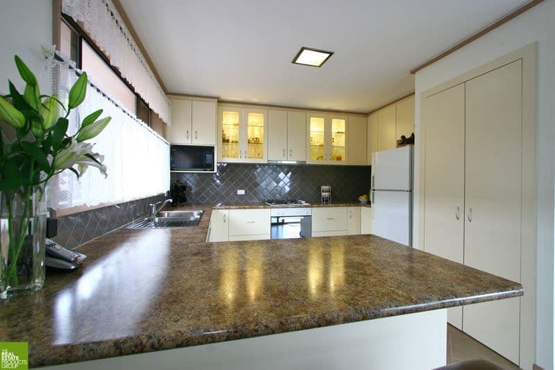 40 Cuthbert Drive, MOUNT WARRIGAL NSW 2528, Mount Warrigal - Thumbnail 2
