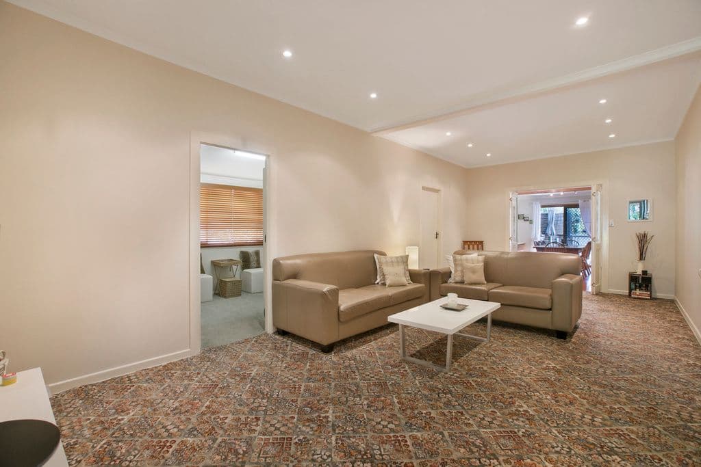 6 Elliot Street, NORMAN PARK QLD 4170, Norman Park - Thumbnail 3