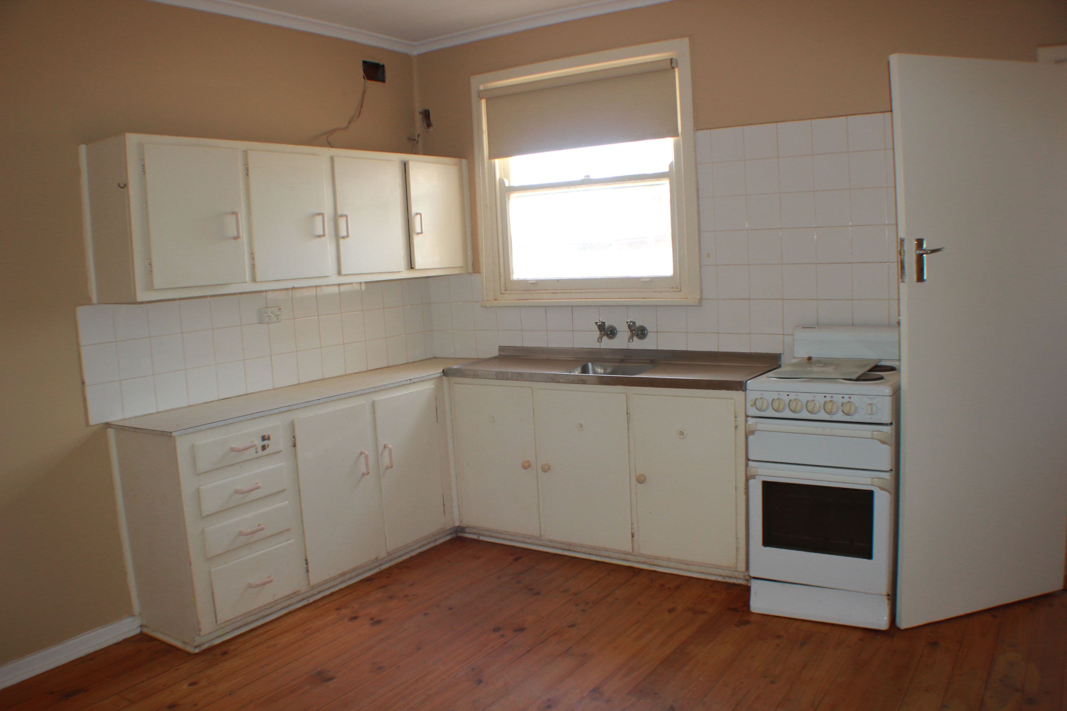 49 Mitchell Street, Whyalla Stuart SA 5608, Whyalla Stuart - Thumbnail 2