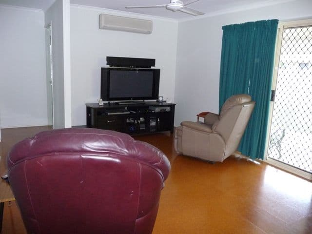 28 Riverleigh Drive, NORTH MACKAY QLD 4740, North Mackay - Thumbnail 5