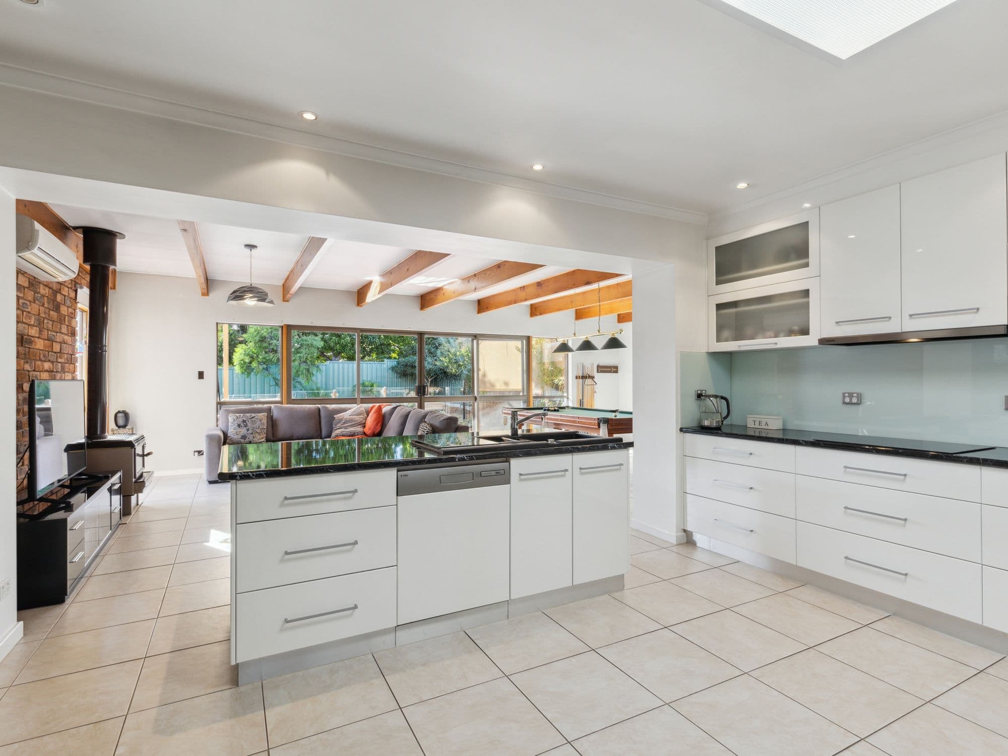 21 Surrey Parade, Morphett Vale SA 5162, Morphett Vale - Thumbnail 8