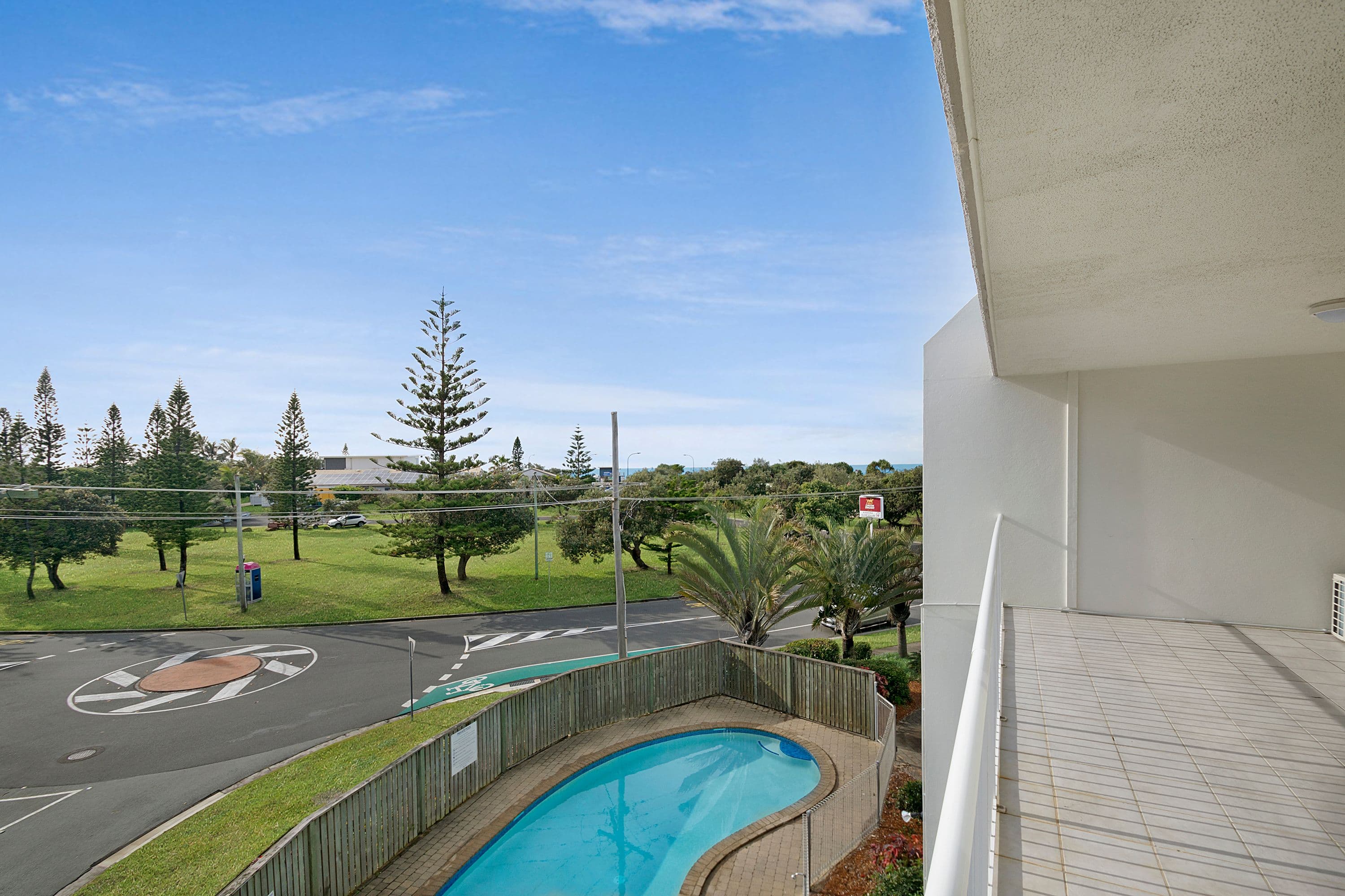 102 Pacific Boulevard, Buddina QLD 4575, Buddina - Thumbnail 2