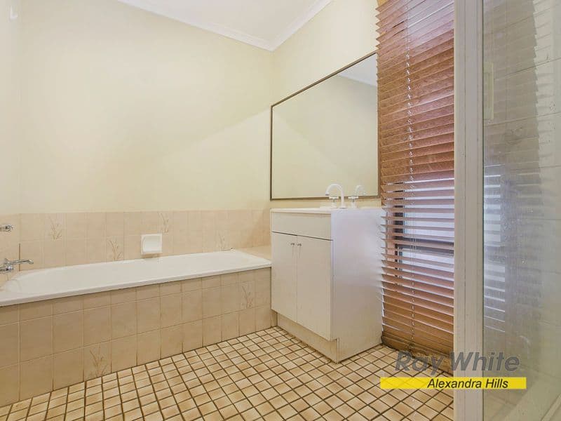 42 Cumberland Drive, Alexandra Hills QLD 4161, Alexandra Hills - Thumbnail 6