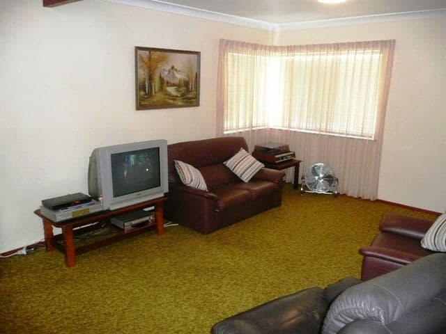 2 Shropshire Street, GOROKAN NSW 2263, Gorokan - Thumbnail 4