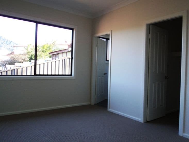 32a Bruce Street, UNANDERRA NSW 2526, Unanderra - Thumbnail 8