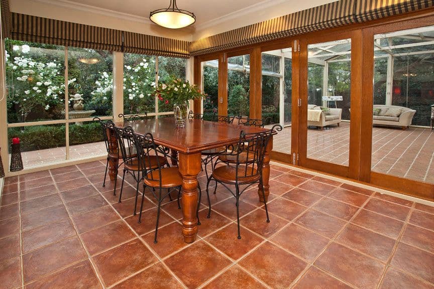 5 Milbrey Close, WANTIRNA SOUTH VIC 3152, Wantirna South - Thumbnail 5