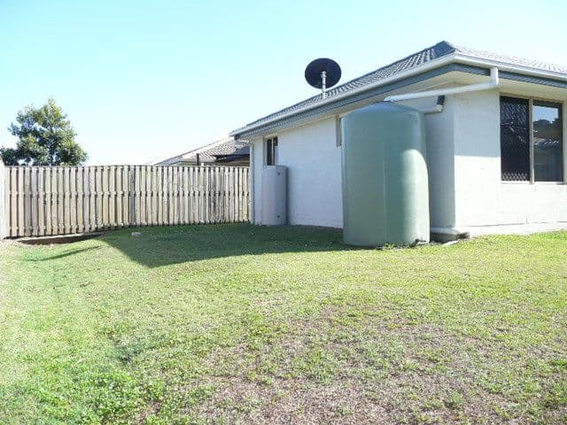 9 Taske Rise, PACIFIC PINES QLD 4211, Pacific Pines - Thumbnail 7