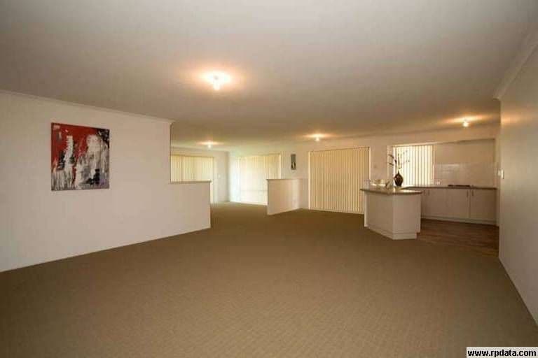 8 Muir Court, WARNER, QLD, 4500, Warner - Thumbnail 3