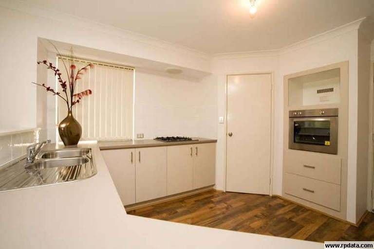 8 Muir Court, WARNER, QLD, 4500, Warner - Thumbnail 4