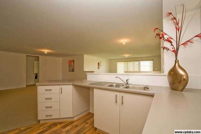 8 Muir Court, WARNER, QLD, 4500, Warner - Thumbnail 5