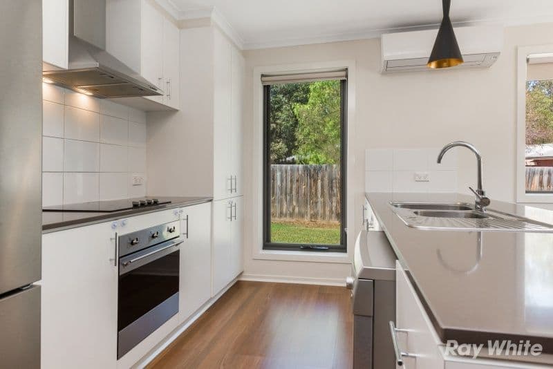 6 Glastonbury Close, Bannockburn VIC 3331, Bannockburn - Thumbnail 2