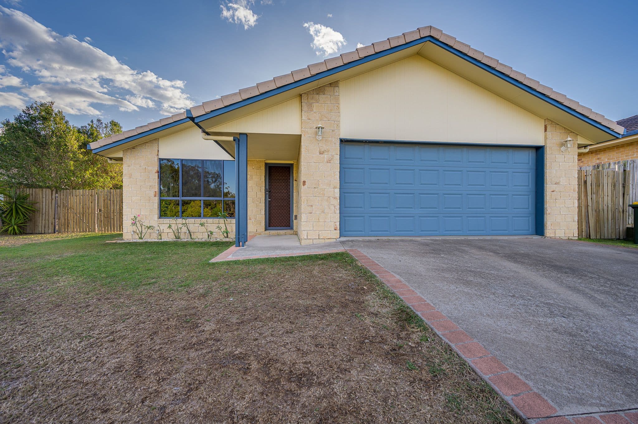 16 Bridgeman Place, New Auckland QLD 4680, New Auckland - Image 1