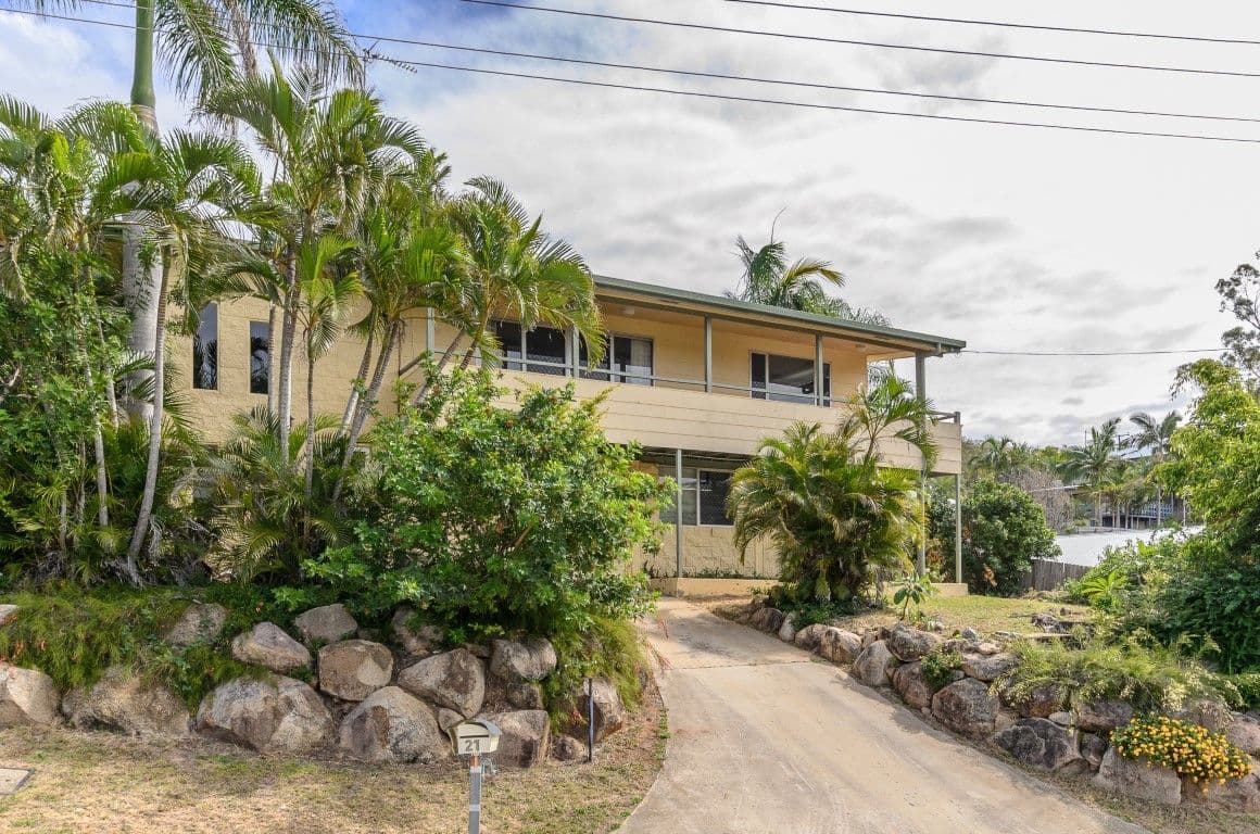 21 Marina Avenue, Boyne Island QLD 4680, Boyne Island - Image 1