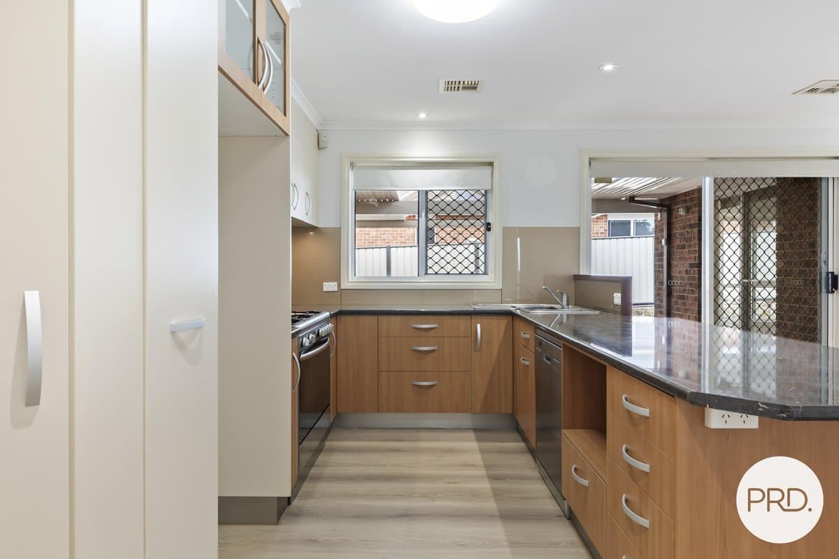 24 Buckmaster Crescent, DUNLOP ACT 2615, Dunlop - Thumbnail 4