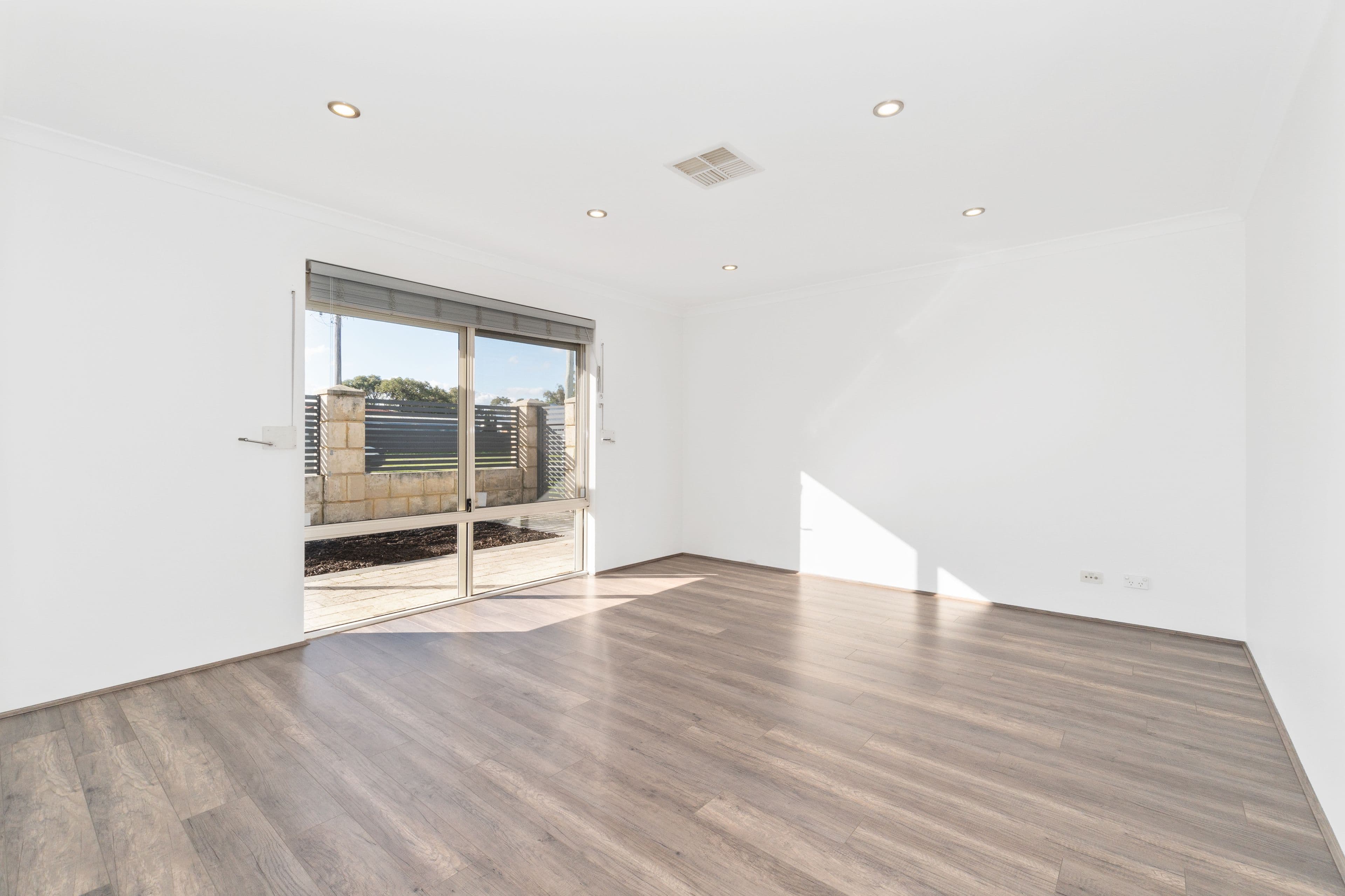 55 King Road, Beechboro WA 6063, Beechboro - Thumbnail 3