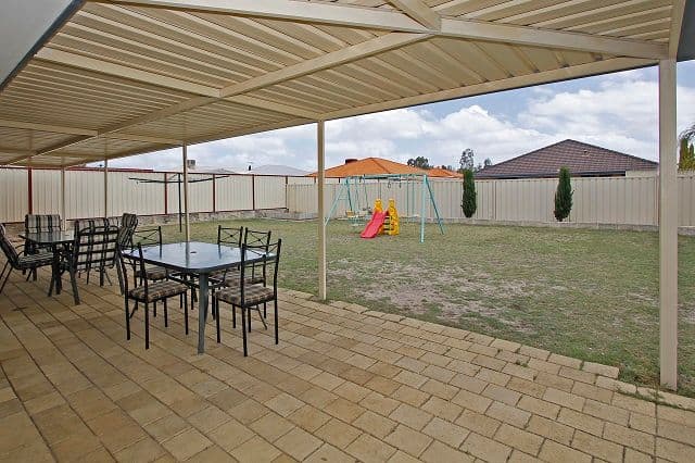 17 Fortescue Bend, GOSNELLS WA 6110, Gosnells - Thumbnail 4