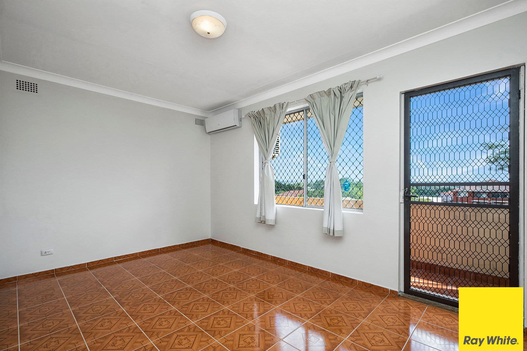 42 Arthur Street, Punchbowl NSW 2196, Punchbowl - Thumbnail 4