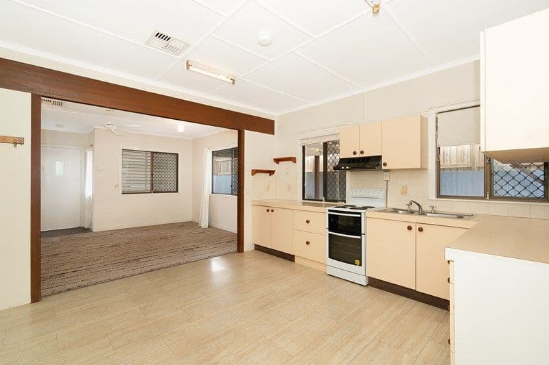 19 Yaralla Street, Chermside QLD 4032, Chermside - Thumbnail 3