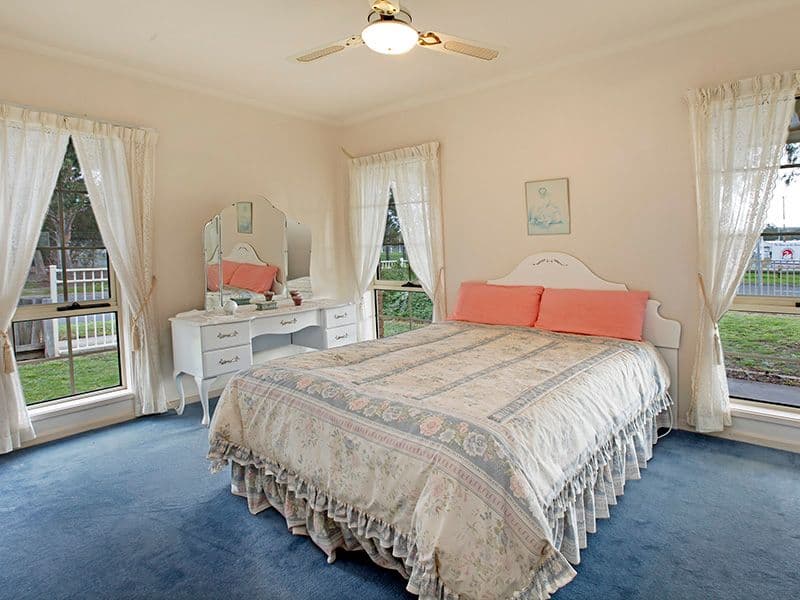 84 Reynolds Road, BELMONT VIC 3216, Belmont - Thumbnail 8