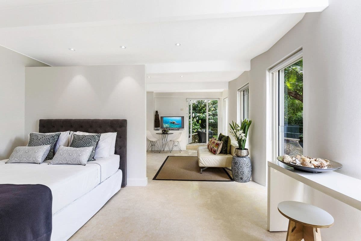 57 Ronald Avenue, Greenwich - Thumbnail 6