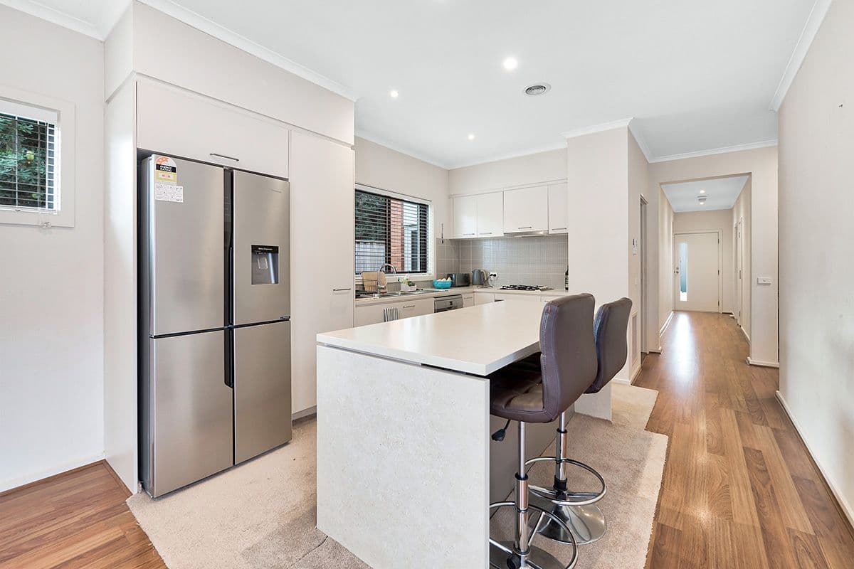 102 Springhill Drive, Cranbourne VIC 3977, Cranbourne - Thumbnail 2