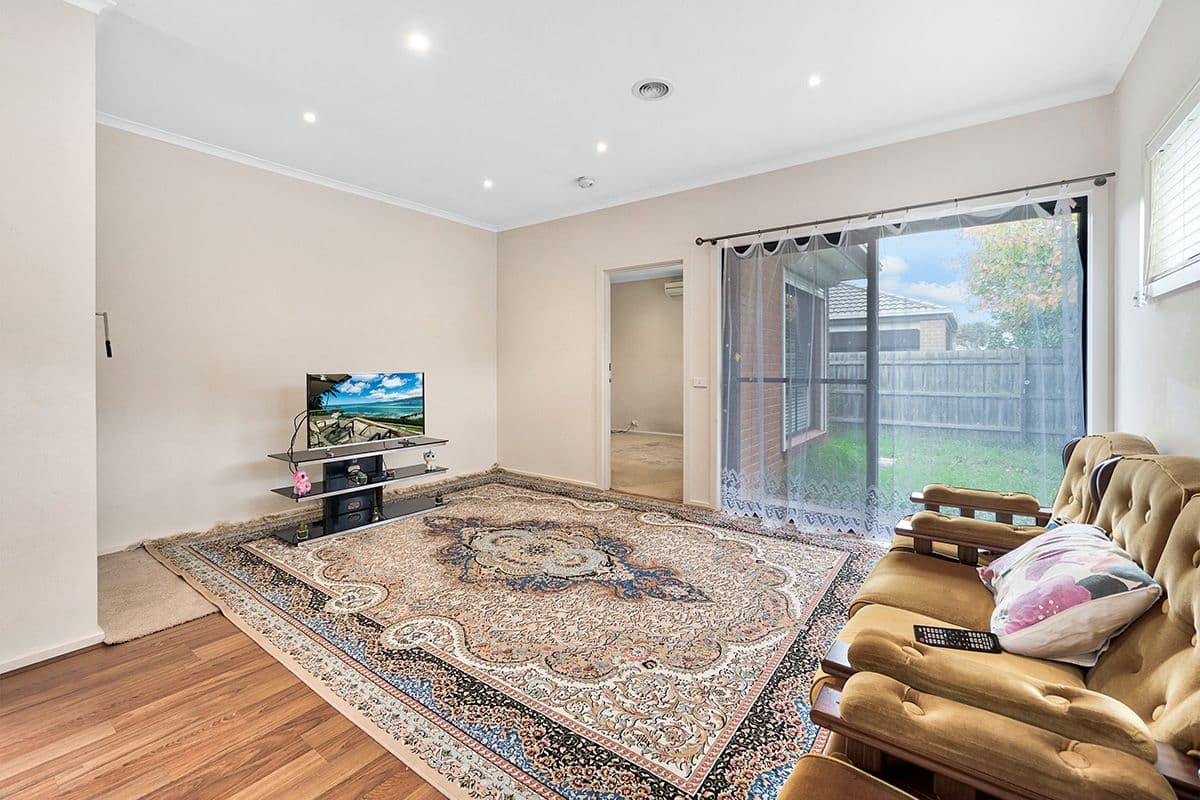 102 Springhill Drive, Cranbourne VIC 3977, Cranbourne - Thumbnail 6