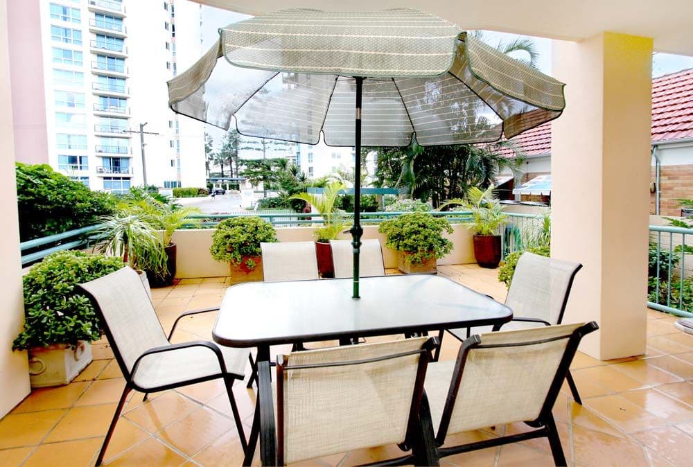 1 'Casa Del Mar' 99 Old Burleigh Road, BROADBEACH QLD 4218, Broadbeach - Thumbnail 3