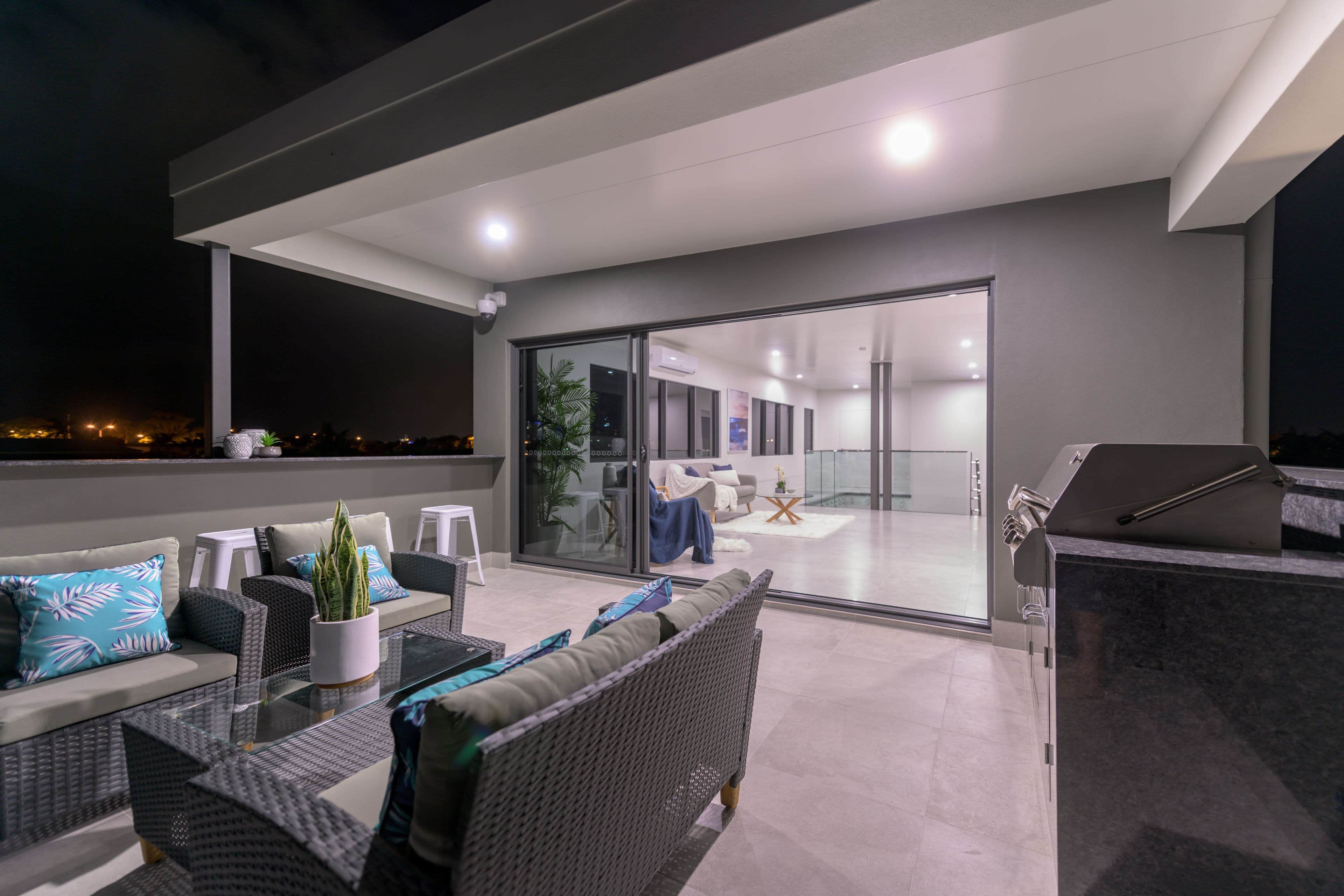21 Saxonvale Terrace, Mermaid Waters QLD 4218, Mermaid Waters - Thumbnail 7