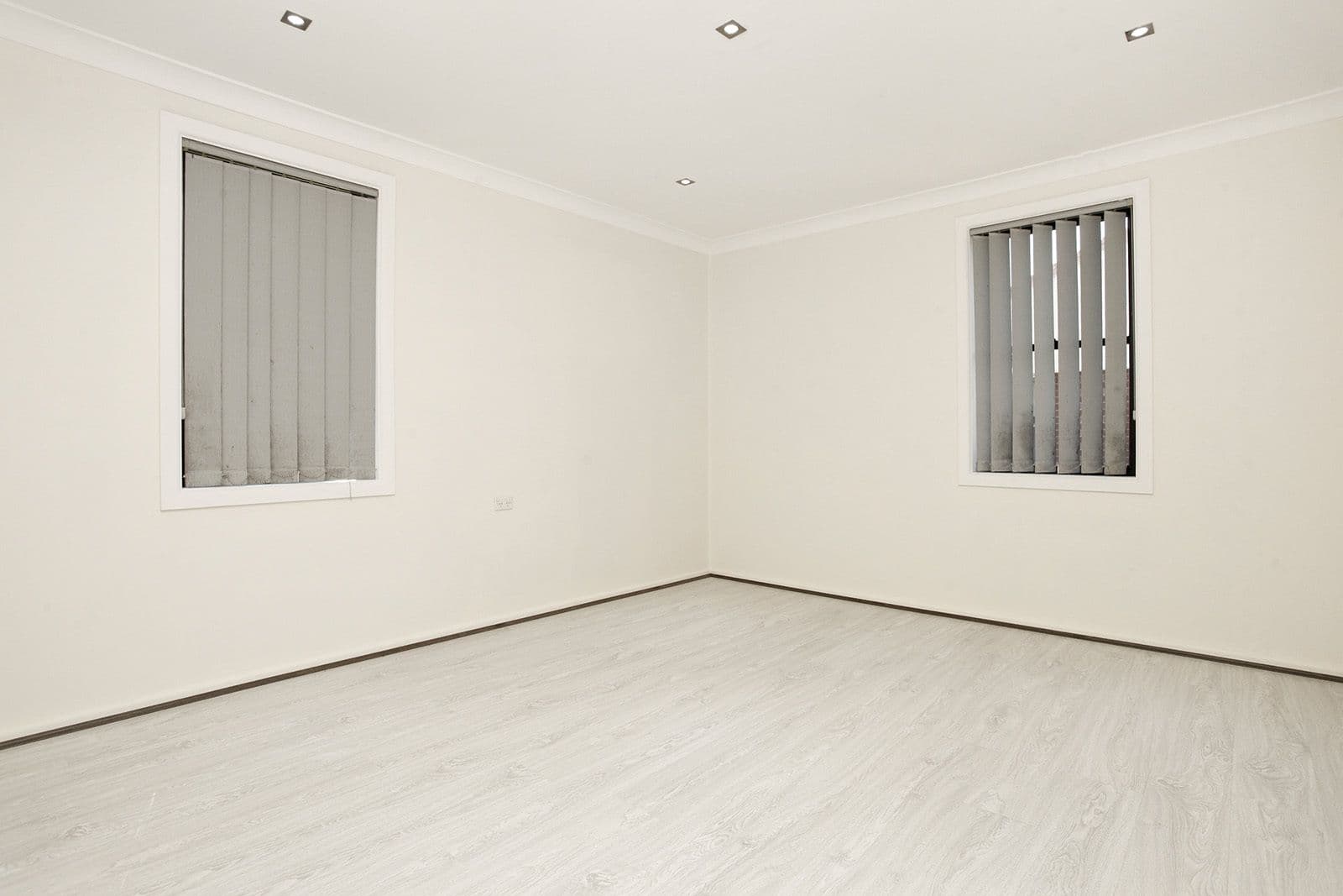 298 Luxford Road, Lethbridge Park - Thumbnail 5