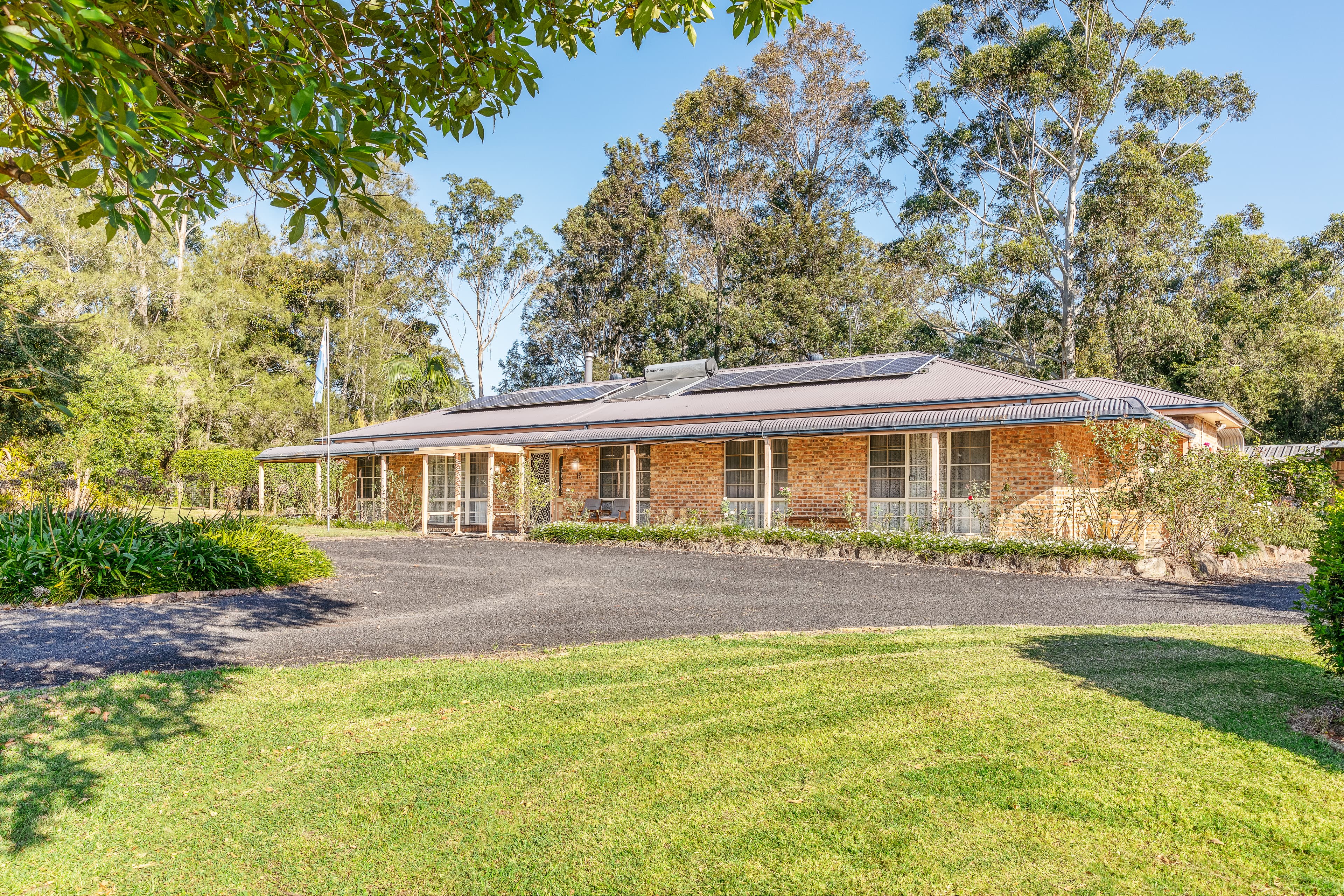15 Dixon Street, Seaham NSW 2324, Seaham - Image 1