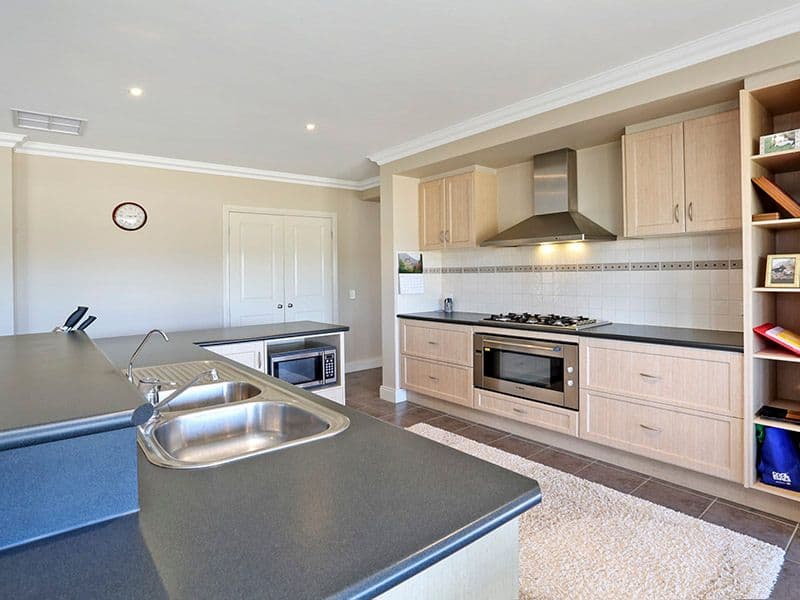 80 Darlington Drive, ANAKIE VIC 3213, Anakie - Thumbnail 4