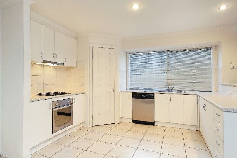 3 Lucy Hill Rise, ROWVILLE VIC 3178, Rowville - Thumbnail 4